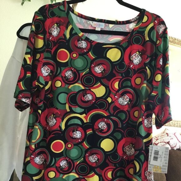 Tops - LuLaRoe NWT Santa 3XL Gigi